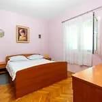 With Parking Space Kraj, Pasman - 8457 Tkon