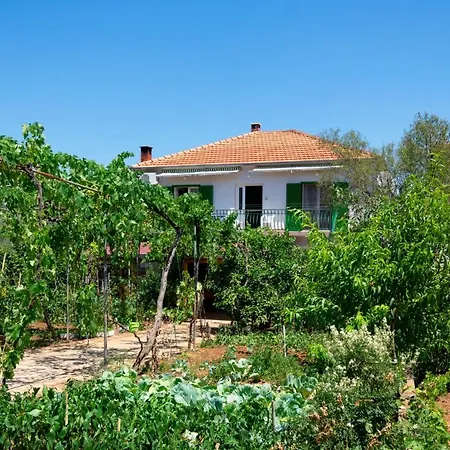 Apartamento With Parking Space Kraj, Pasman - 8457