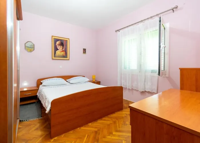 With Parking Space Kraj, Pasman - 8457 Tkon